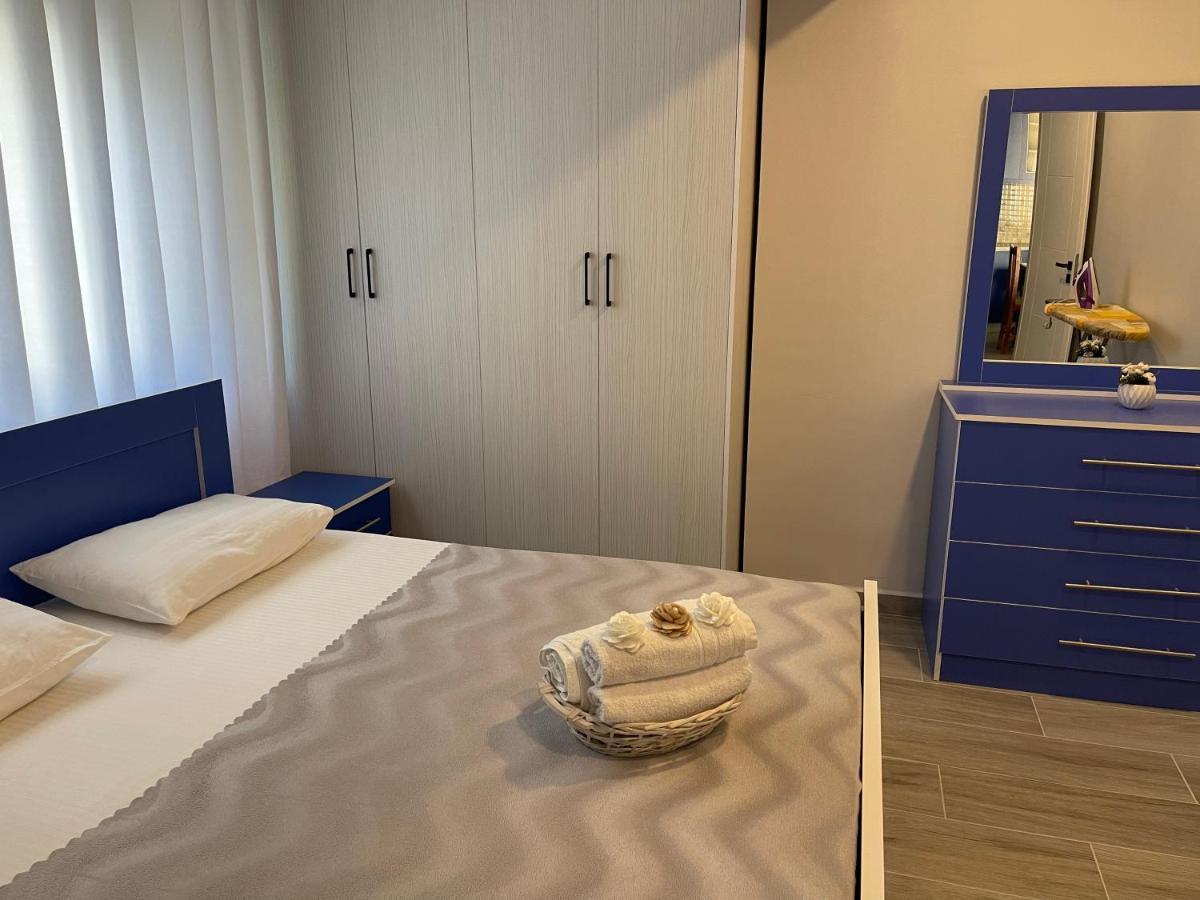 Wave Apartments Saranda Екстер'єр фото