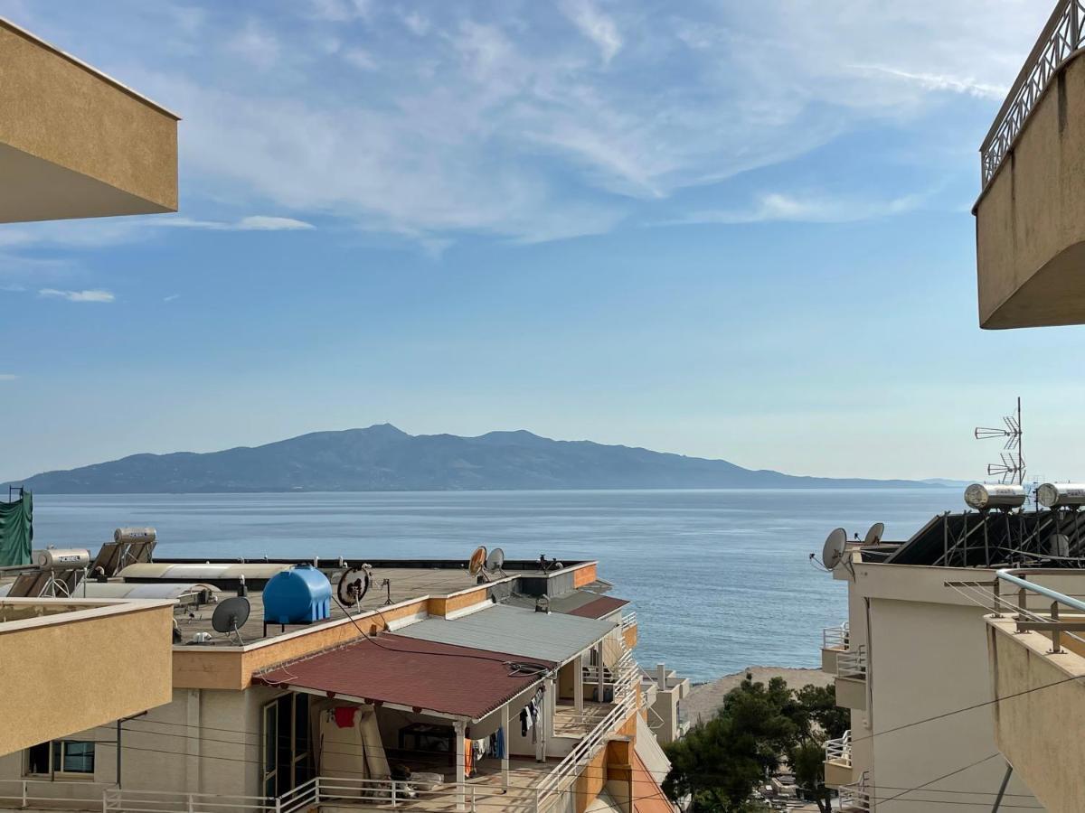 Wave Apartments Saranda Екстер'єр фото